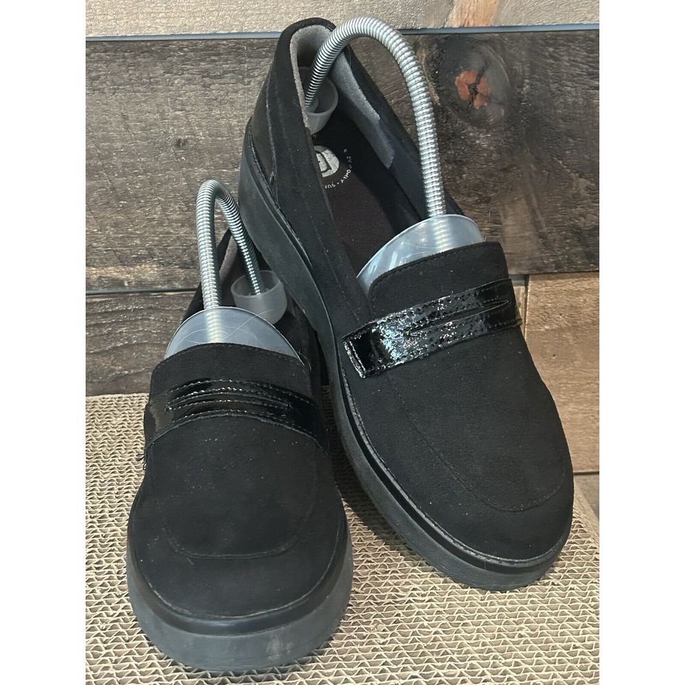 BZees Shoes Wm 8.5M‎ Fast Track Black Slip On Comfort Loafers
